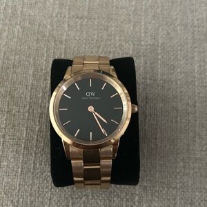 Daniel Wellington Men’s 40MM